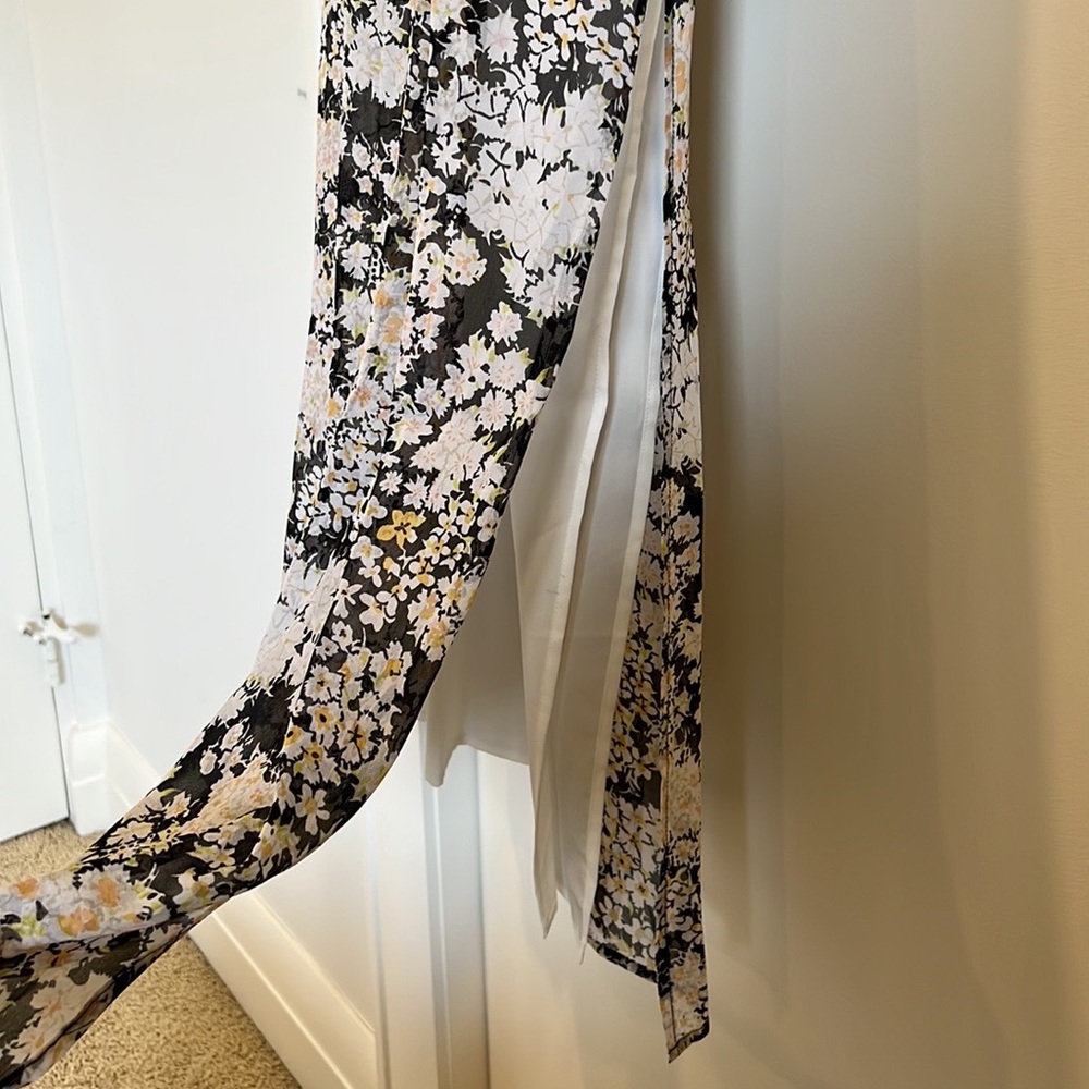 Club Monaco floral maxi dress - Picture 4 of 6